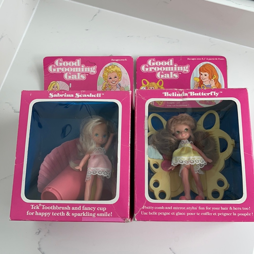 Good Grooming Gals vintage dolls/ brush sets
